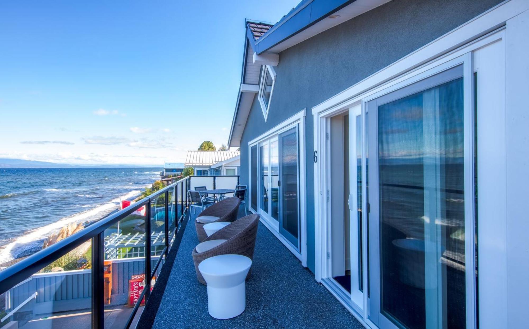 Qualicum Beach Ocean Suites Esterno foto