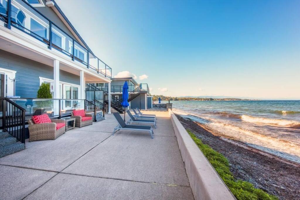 Qualicum Beach Ocean Suites Esterno foto