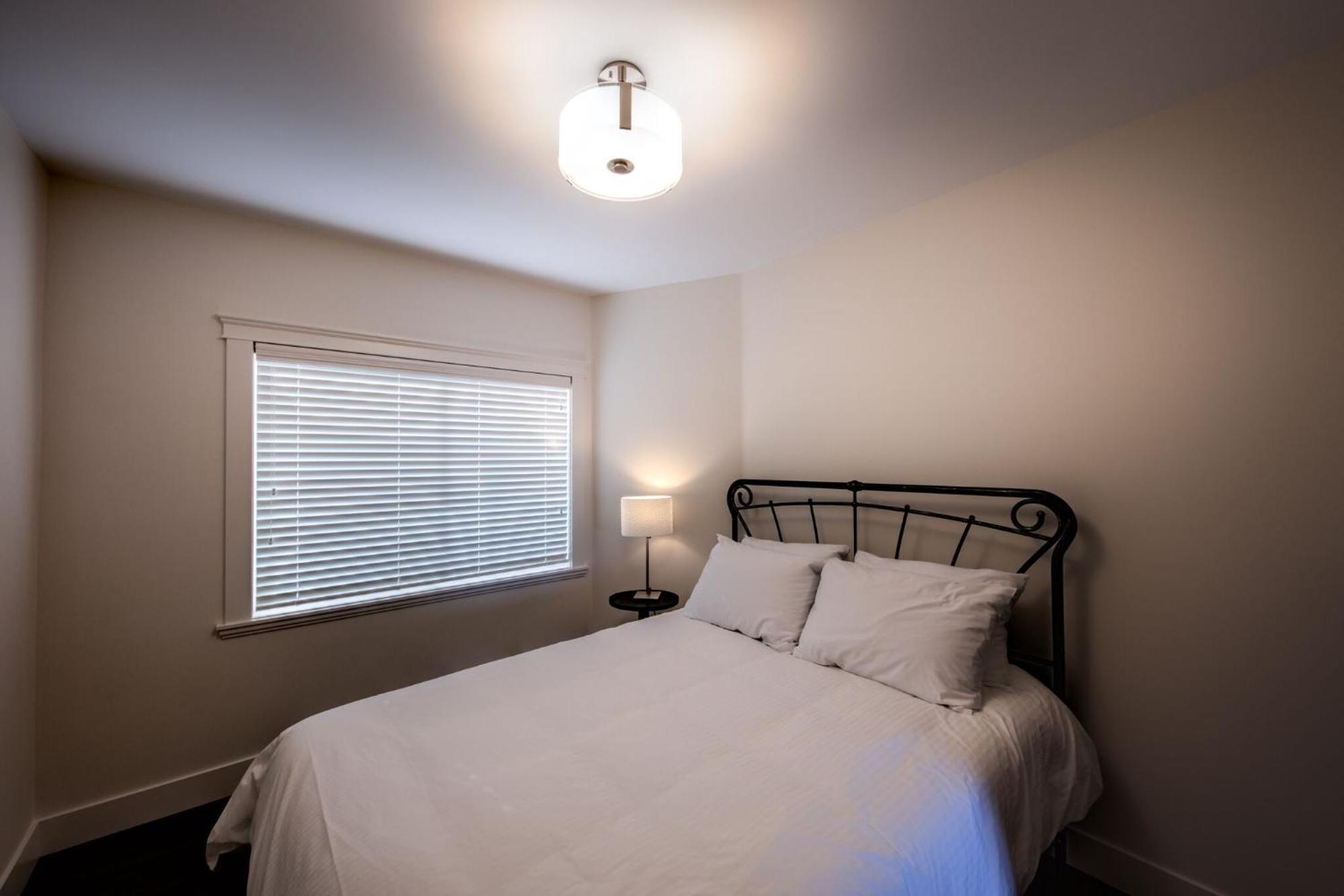 Qualicum Beach Ocean Suites Esterno foto