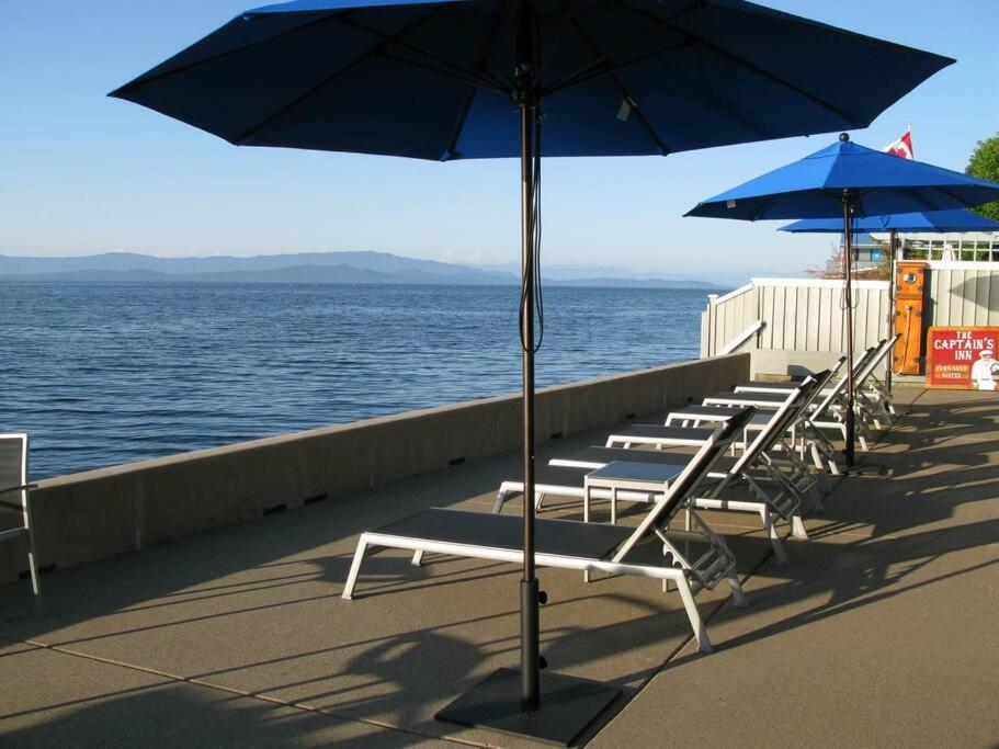 Qualicum Beach Ocean Suites Esterno foto